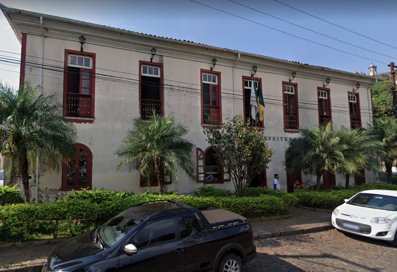 Com alta de 13% na arrecadação pública, como justificar empréstimo milionário que está sendo especulado em Ouro Preto? Com alta de 13% na arrecadação pública, como justificar empréstimo milionário que está sendo especulado em Ouro Preto?