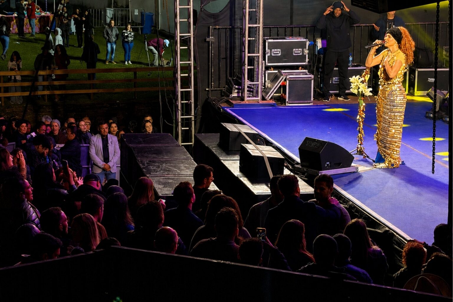 Show de Vanessa da Mata em Mariana custou R$ 280 mil aos cofres do município Prefeitura de Mariana contratou show de Vanessa da Mata por R$ 280 mil para Festival de Inverno