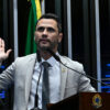 Cleitinho surpreende convenção do Republicanos e pede para disputar o Governo de Minas
