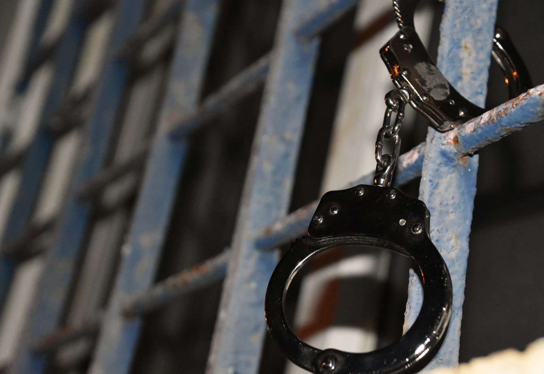 Homem é detido em Mariana após suspeita de furto causar rompimento de adutora