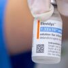 Anvisa e Roche cancelam registro de Elevidys para doença rara