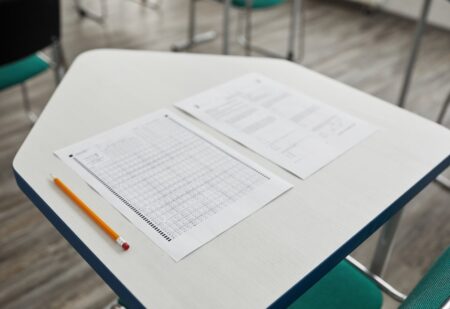 Minas Gerais tem centenas de vagas em concursos públicos com salários de até R$ 13 mil Minas Gerais tem centenas de vagas em concursos públicos com salários de até R$ 13 mil
