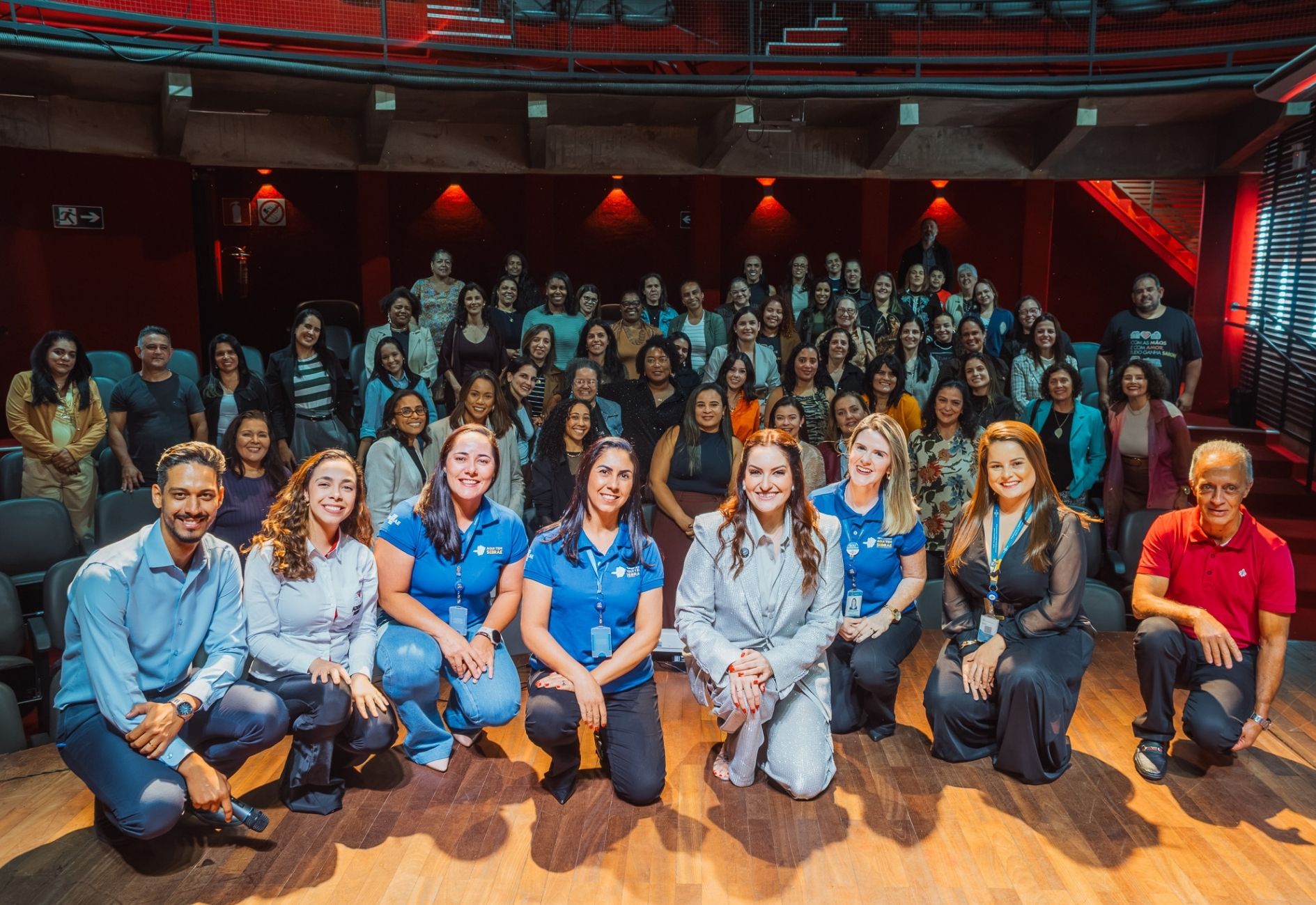 Encontro em Itabirito reúne mulheres empreendedoras e discute estratégias para atrair clientes e fortalecer negócios