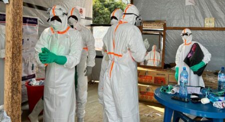 100 dias de crise: atrasos na resposta ao ebola agravam surto histórico