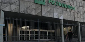 Petrobras negocia exploração em Gana para ampliar presença na África Petrobras negocia exploração em Gana para ampliar presença na África
