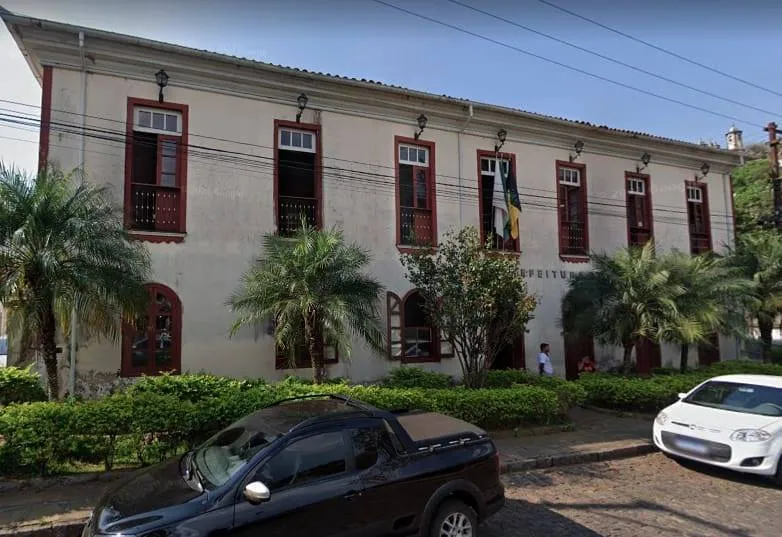 Arrecadação de Ouro Preto cai 14,6% em julho, mas município ainda acumula alta de R$ 57 milhões em 2026