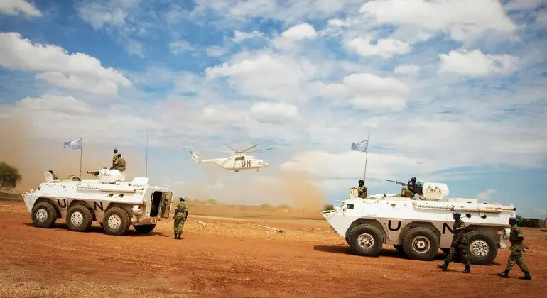 Peritos apontam aliados internacionais que estimulam guerra no Sudão
